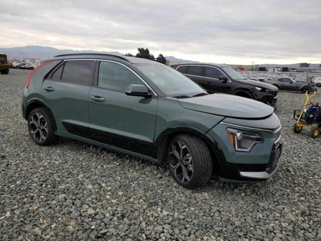 Зелений Кіа Niro, об'ємом двигуна 1.6 л та пробігом 56 тис. км за 16500 $, фото 10 на Automoto.ua