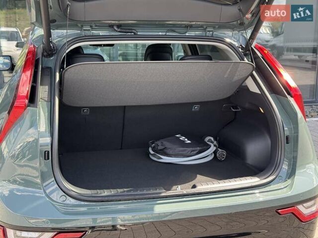 Зелений Кіа Niro, об'ємом двигуна 0 л та пробігом 79 тис. км за 29347 $, фото 30 на Automoto.ua