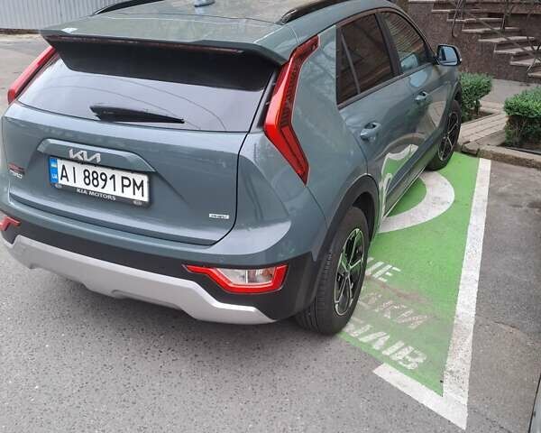 Зеленый Киа Niro, объемом двигателя 1.58 л и пробегом 5 тыс. км за 37000 $, фото 1 на Automoto.ua