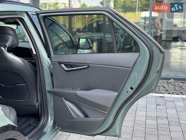 Зелений Кіа Niro, об'ємом двигуна 0 л та пробігом 79 тис. км за 29347 $, фото 33 на Automoto.ua
