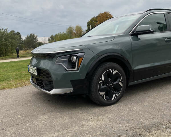 Зеленый Киа Niro, объемом двигателя 0 л и пробегом 160 тыс. км за 21999 $, фото 3 на Automoto.ua