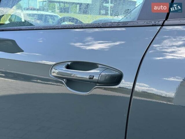 Зелений Кіа Niro, об'ємом двигуна 0 л та пробігом 79 тис. км за 29347 $, фото 3 на Automoto.ua