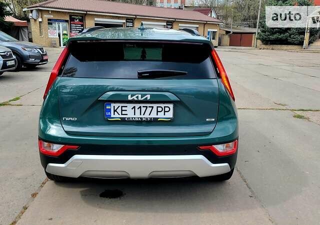 Зеленый Киа Niro, объемом двигателя 1.6 л и пробегом 28 тыс. км за 32500 $, фото 4 на Automoto.ua