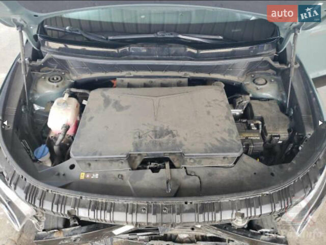 Зеленый Киа Niro, объемом двигателя 0 л и пробегом 140 тыс. км за 18000 $, фото 10 на Automoto.ua