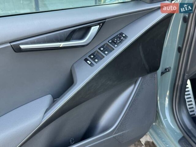 Зелений Кіа Niro, об'ємом двигуна 0 л та пробігом 79 тис. км за 29347 $, фото 10 на Automoto.ua