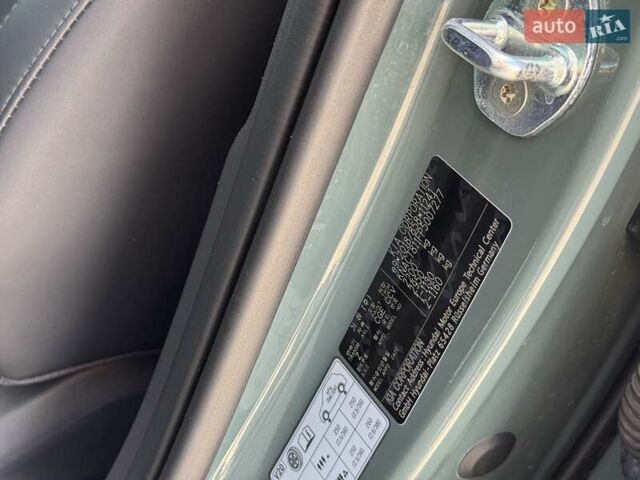 Зелений Кіа Niro, об'ємом двигуна 0 л та пробігом 79 тис. км за 29347 $, фото 41 на Automoto.ua