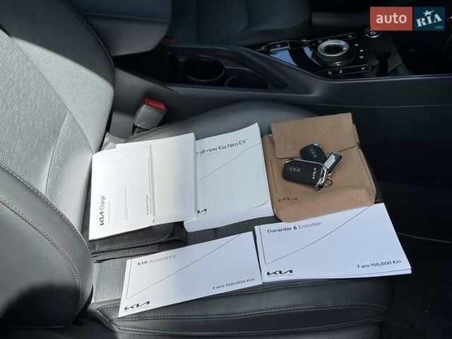 Зелений Кіа Niro, об'ємом двигуна 0 л та пробігом 79 тис. км за 29347 $, фото 39 на Automoto.ua