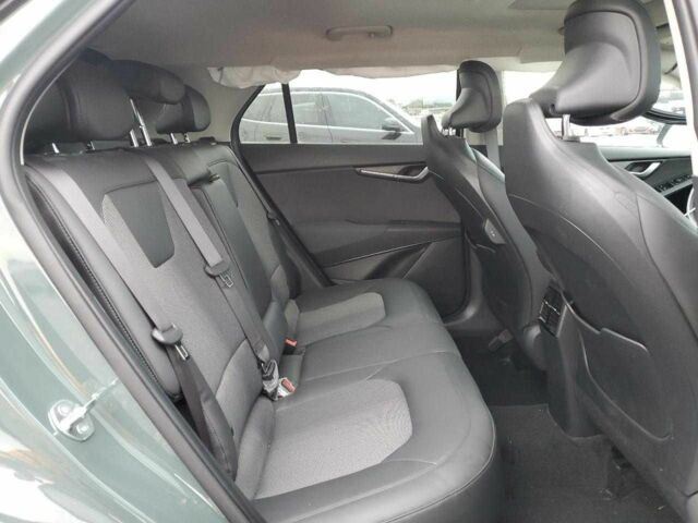 Зелений Кіа Niro, об'ємом двигуна 1.6 л та пробігом 56 тис. км за 16500 $, фото 17 на Automoto.ua