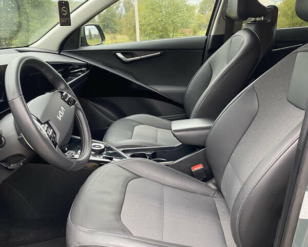 Зеленый Киа Niro, объемом двигателя 0 л и пробегом 160 тыс. км за 21999 $, фото 13 на Automoto.ua