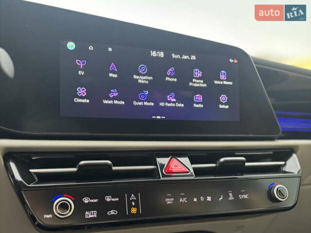 Зеленый Киа Niro, объемом двигателя 0 л и пробегом 24 тыс. км за 22799 $, фото 17 на Automoto.ua