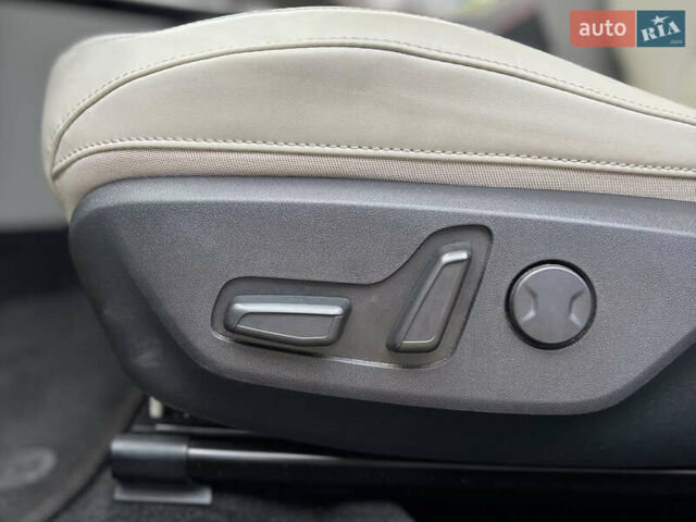 Зеленый Киа Niro, объемом двигателя 0 л и пробегом 35 тыс. км за 21499 $, фото 12 на Automoto.ua