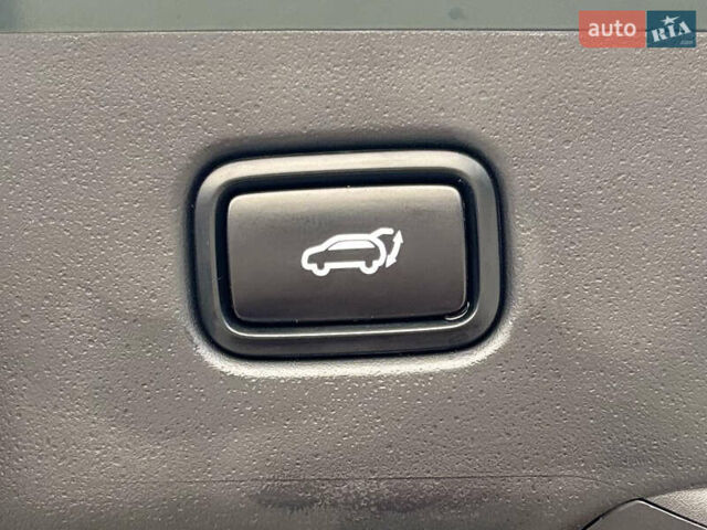 Зеленый Киа Niro, объемом двигателя 0 л и пробегом 35 тыс. км за 21499 $, фото 36 на Automoto.ua