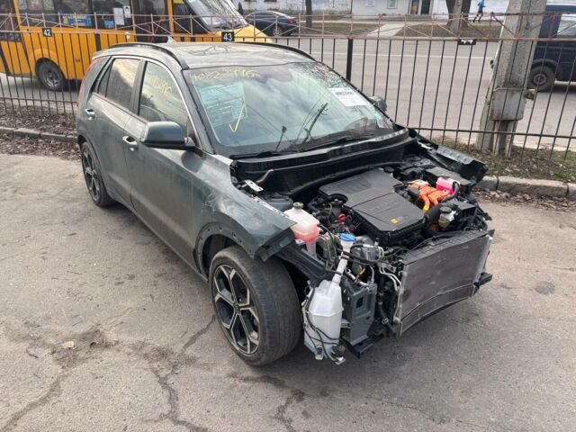Зеленый Киа Niro, объемом двигателя 1.6 л и пробегом 84 тыс. км за 18900 $, фото 1 на Automoto.ua