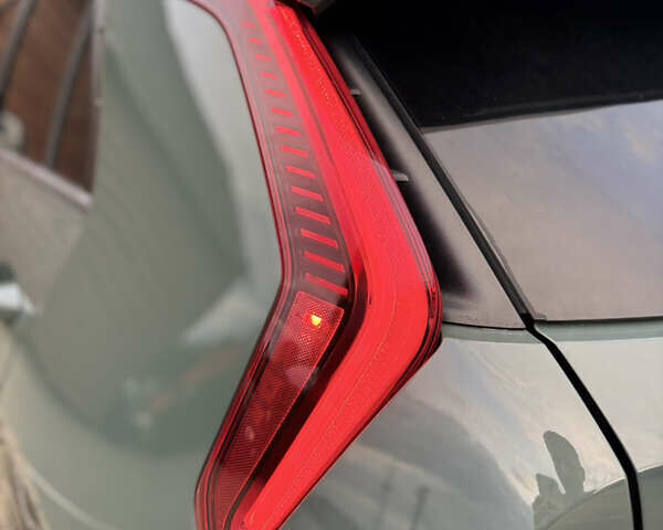 Зеленый Киа Niro, объемом двигателя 0 л и пробегом 35 тыс. км за 21499 $, фото 34 на Automoto.ua