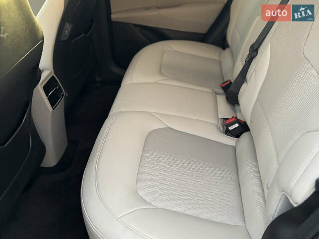 Зеленый Киа Niro, объемом двигателя 0 л и пробегом 24 тыс. км за 22799 $, фото 60 на Automoto.ua