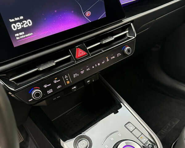 Зелений Кіа Niro, об'ємом двигуна 0 л та пробігом 28 тис. км за 24400 $, фото 22 на Automoto.ua
