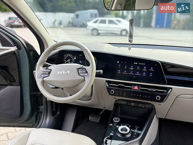 Зеленый Киа Niro, объемом двигателя 0 л и пробегом 35 тыс. км за 21499 $, фото 18 на Automoto.ua