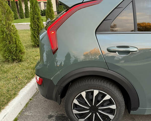 Зелений Кіа Niro, об'ємом двигуна 0 л та пробігом 28 тис. км за 24400 $, фото 6 на Automoto.ua