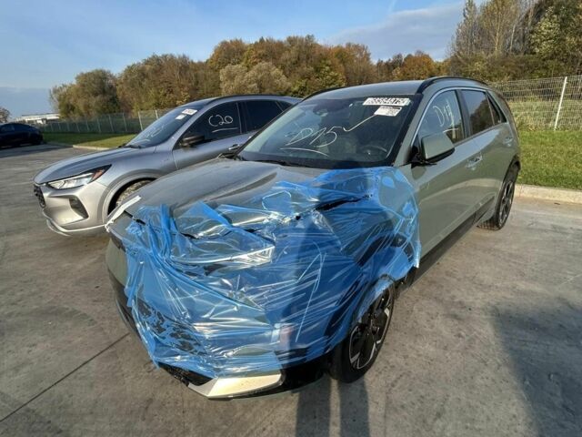Зелений Кіа Niro, об'ємом двигуна 0 л та пробігом 96 тис. км за 16500 $, фото 3 на Automoto.ua