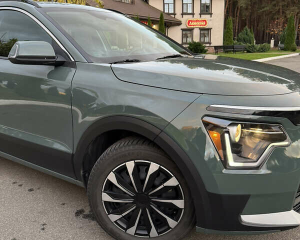 Зелений Кіа Niro, об'ємом двигуна 0 л та пробігом 28 тис. км за 24400 $, фото 3 на Automoto.ua