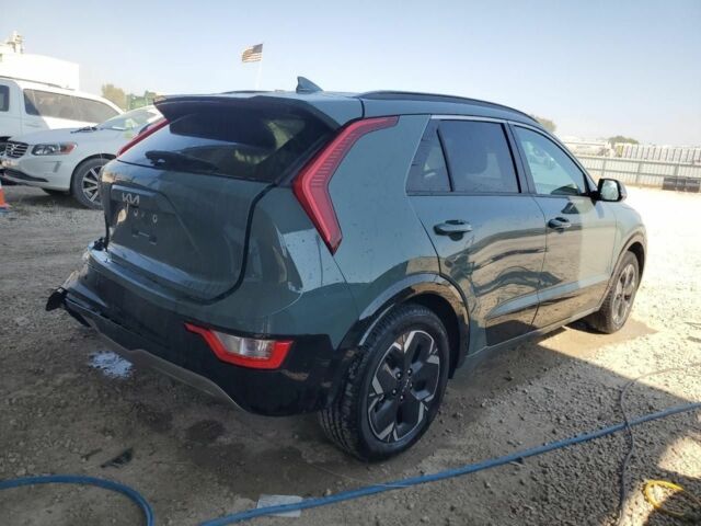 Зеленый Киа Niro, объемом двигателя 0 л и пробегом 105 тыс. км за 17000 $, фото 6 на Automoto.ua