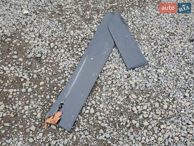 Зелений Кіа Niro, об'ємом двигуна 1.58 л та пробігом 93 тис. км за 7000 $, фото 12 на Automoto.ua