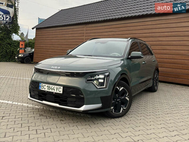 Зеленый Киа Niro, объемом двигателя 0 л и пробегом 35 тыс. км за 21499 $, фото 2 на Automoto.ua