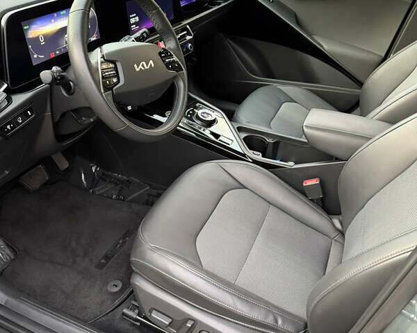 Зелений Кіа Niro, об'ємом двигуна 0 л та пробігом 28 тис. км за 24400 $, фото 19 на Automoto.ua