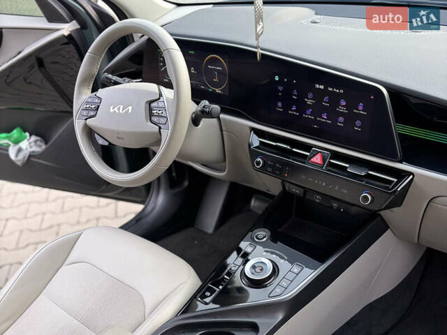 Зеленый Киа Niro, объемом двигателя 0 л и пробегом 35 тыс. км за 21499 $, фото 17 на Automoto.ua