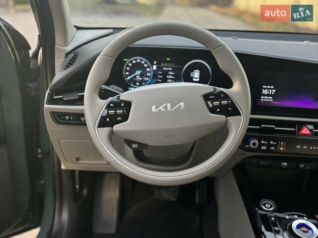 Зеленый Киа Niro, объемом двигателя 0 л и пробегом 24 тыс. км за 22799 $, фото 13 на Automoto.ua