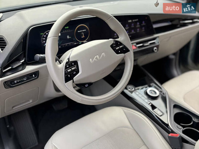 Зеленый Киа Niro, объемом двигателя 0 л и пробегом 35 тыс. км за 21499 $, фото 24 на Automoto.ua