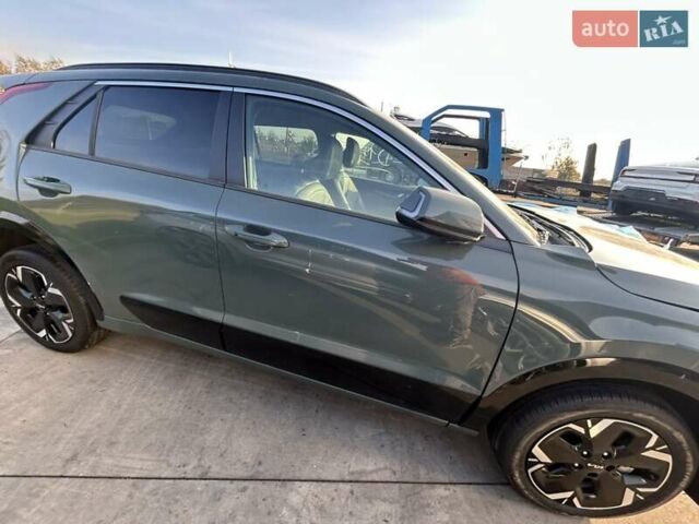 Зелений Кіа Niro, об'ємом двигуна 0 л та пробігом 96 тис. км за 16000 $, фото 11 на Automoto.ua