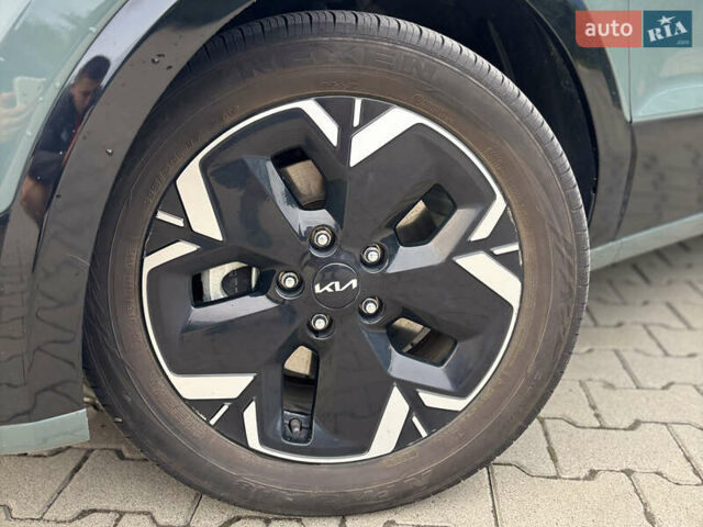 Зеленый Киа Niro, объемом двигателя 0 л и пробегом 35 тыс. км за 21499 $, фото 9 на Automoto.ua