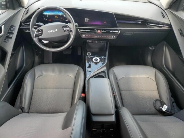 Зелений Кіа Niro, об'ємом двигуна 0 л та пробігом 96 тис. км за 16500 $, фото 7 на Automoto.ua