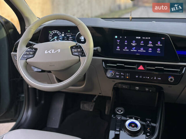 Зеленый Киа Niro, объемом двигателя 0 л и пробегом 24 тыс. км за 22799 $, фото 57 на Automoto.ua