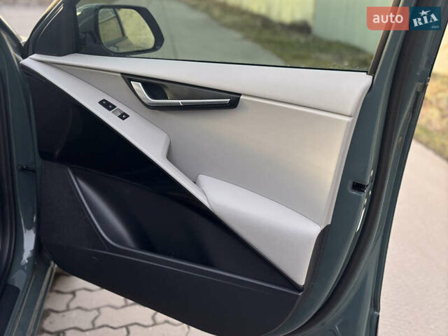 Зеленый Киа Niro, объемом двигателя 0 л и пробегом 24 тыс. км за 22799 $, фото 31 на Automoto.ua