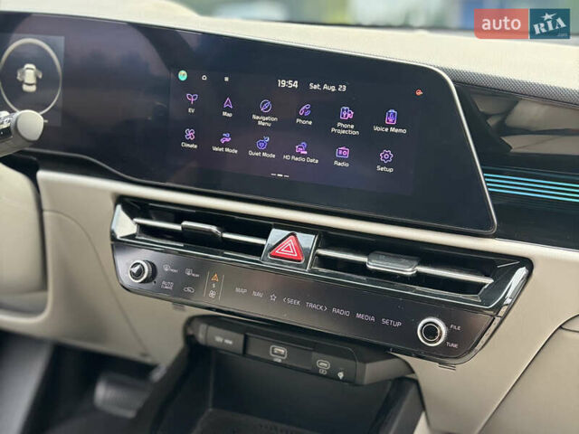 Зеленый Киа Niro, объемом двигателя 0 л и пробегом 35 тыс. км за 21499 $, фото 25 на Automoto.ua