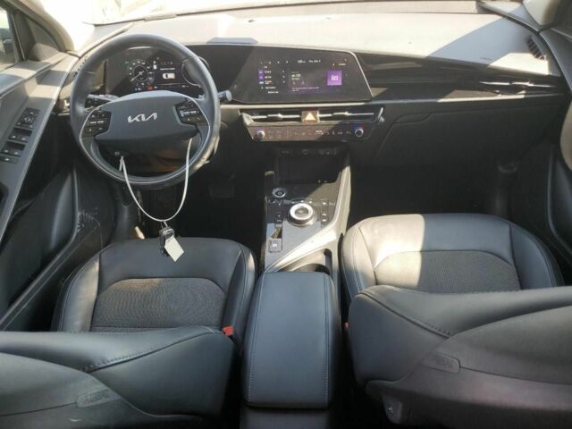 Зеленый Киа Niro, объемом двигателя 0 л и пробегом 105 тыс. км за 17000 $, фото 5 на Automoto.ua