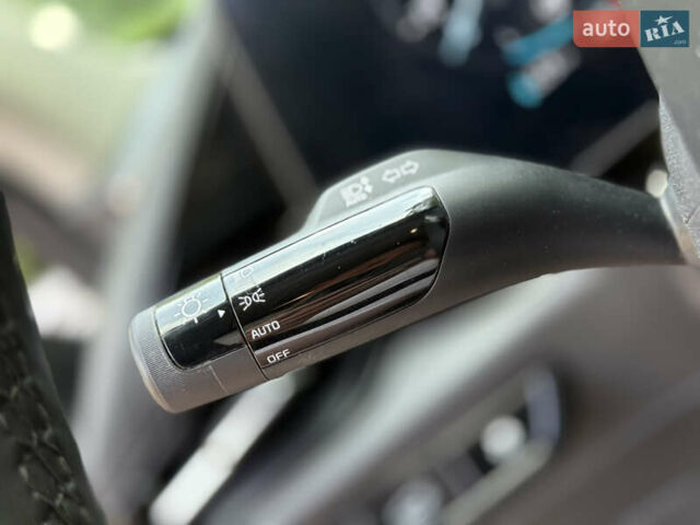 Зеленый Киа Niro, объемом двигателя 0 л и пробегом 26 тыс. км за 25199 $, фото 46 на Automoto.ua
