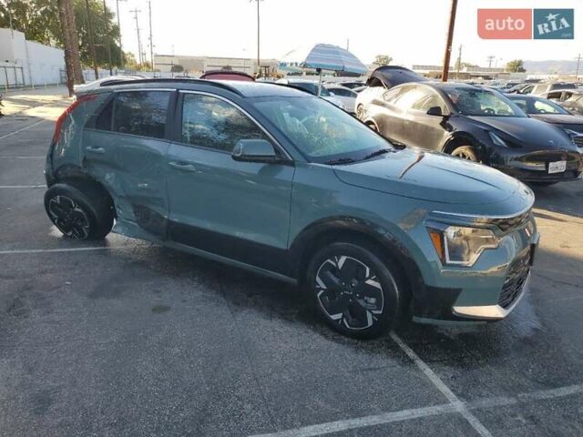 Зеленый Киа Niro, объемом двигателя 0 л и пробегом 25 тыс. км за 12500 $, фото 3 на Automoto.ua