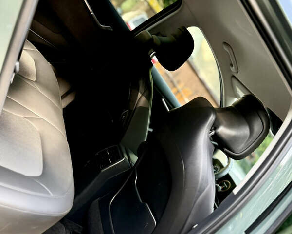 Зеленый Киа Niro, объемом двигателя 0 л и пробегом 26 тыс. км за 25199 $, фото 80 на Automoto.ua