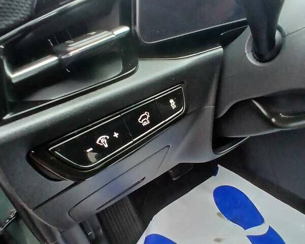Зеленый Киа Niro, объемом двигателя 0 л и пробегом 12 тыс. км за 24700 $, фото 19 на Automoto.ua