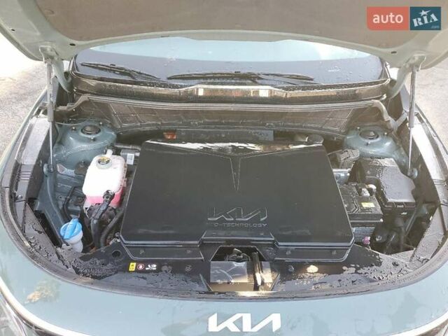 Зеленый Киа Niro, объемом двигателя 0 л и пробегом 25 тыс. км за 12500 $, фото 10 на Automoto.ua