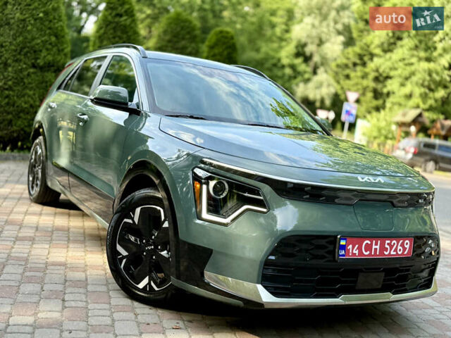 Зеленый Киа Niro, объемом двигателя 0 л и пробегом 26 тыс. км за 25199 $, фото 12 на Automoto.ua