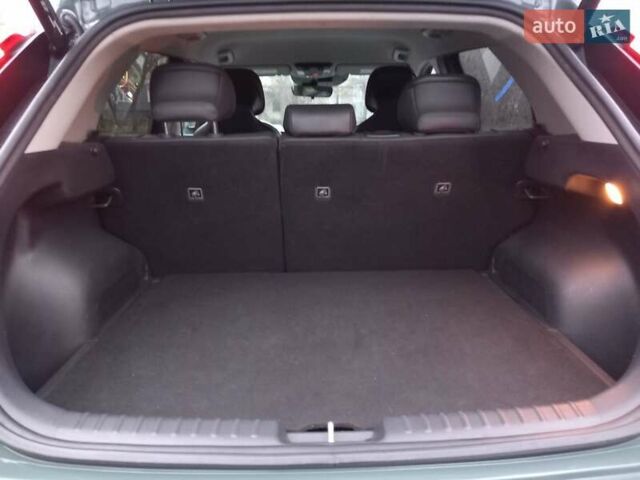 Зеленый Киа Niro, объемом двигателя 0 л и пробегом 121 тыс. км за 22500 $, фото 23 на Automoto.ua