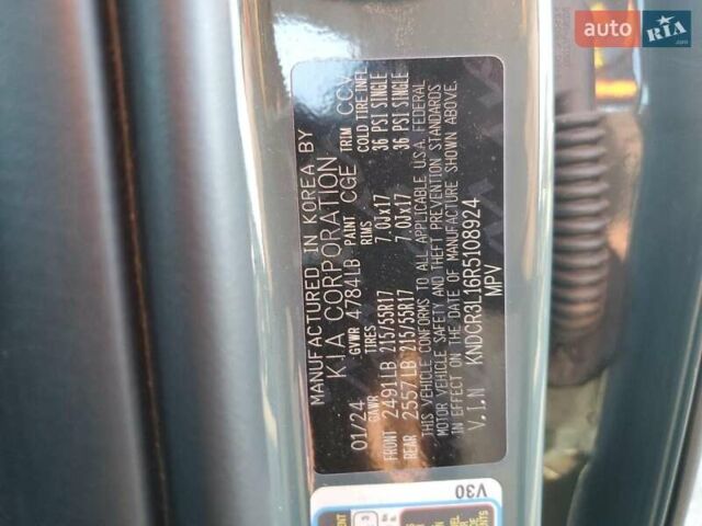 Зеленый Киа Niro, объемом двигателя 0 л и пробегом 25 тыс. км за 12500 $, фото 11 на Automoto.ua