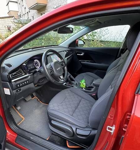 Помаранчевий Кіа Niro, об'ємом двигуна 1.58 л та пробігом 22 тис. км за 23500 $, фото 9 на Automoto.ua