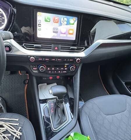Помаранчевий Кіа Niro, об'ємом двигуна 1.58 л та пробігом 22 тис. км за 23500 $, фото 11 на Automoto.ua
