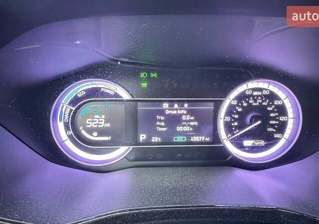 Помаранчевий Кіа Niro, об'ємом двигуна 1.58 л та пробігом 22 тис. км за 23500 $, фото 12 на Automoto.ua