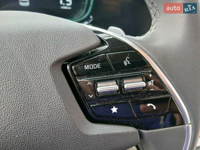 Оранжевый Киа Niro, объемом двигателя 1.58 л и пробегом 60 тыс. км за 22000 $, фото 29 на Automoto.ua